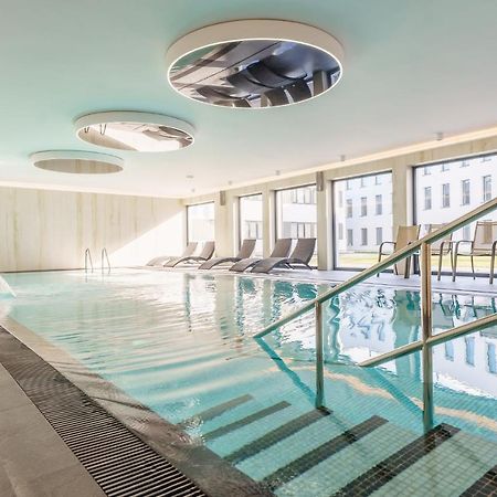 Hotel Solny Колобжег Экстерьер фото