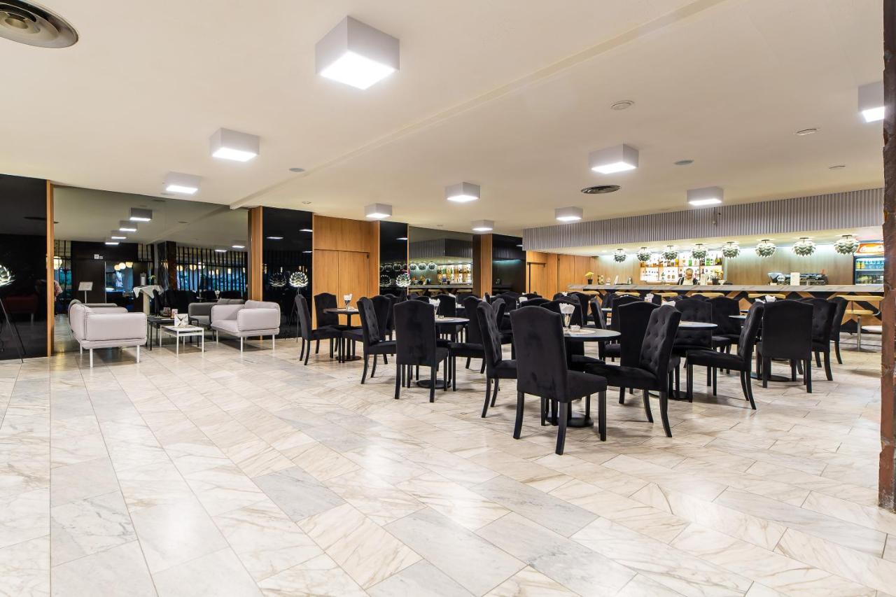 Hotel Solny Колобжег Экстерьер фото