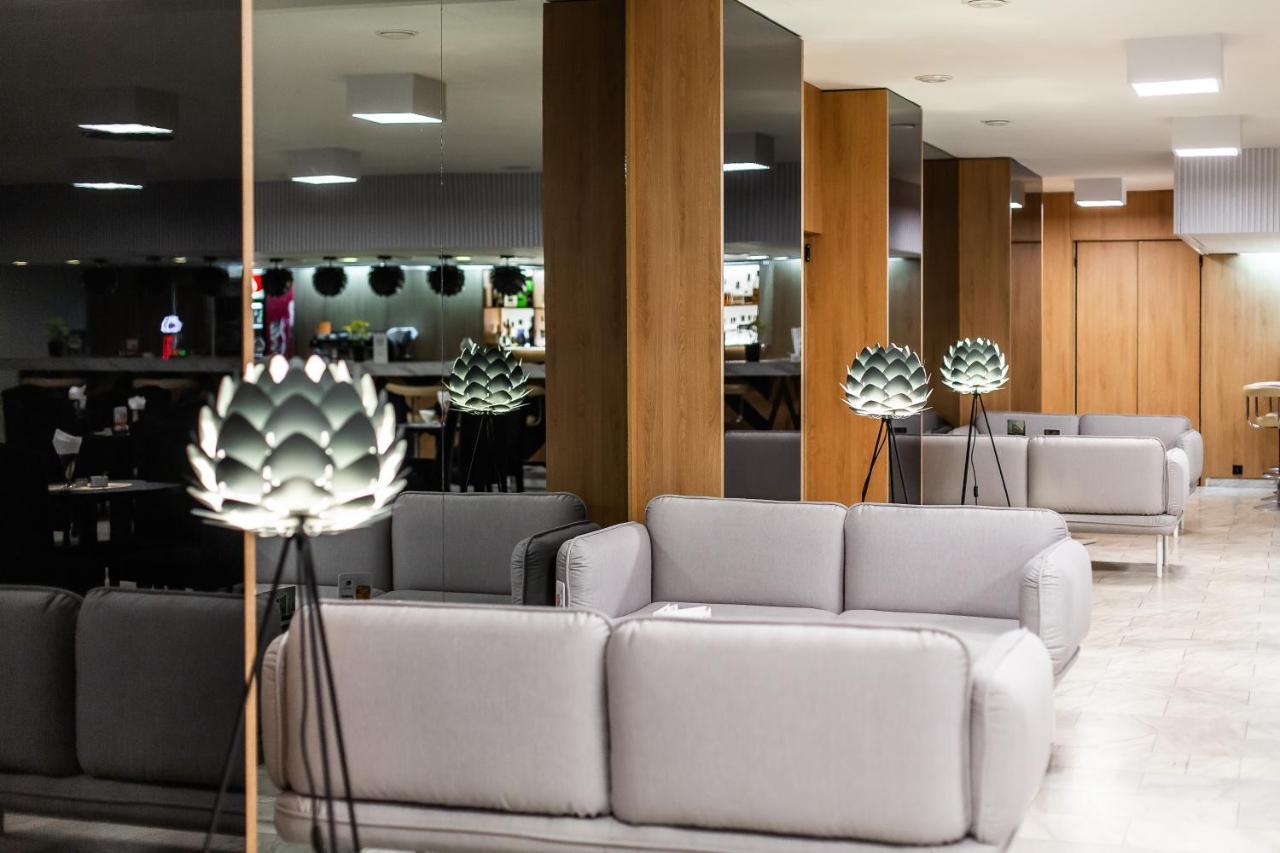 Hotel Solny Колобжег Экстерьер фото